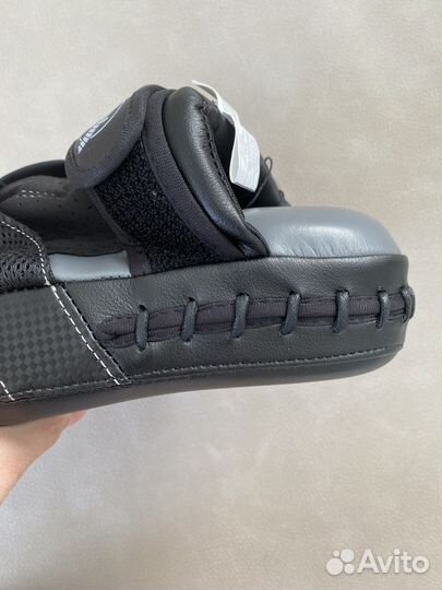 Боксёрские лапы Hayabusa PTS3 Focus