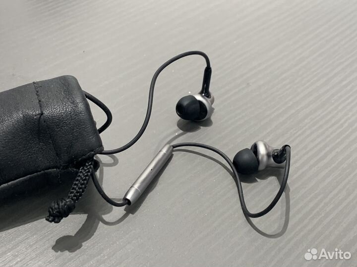 Проводные наушники Xiaomi Mi In-Ear Headphones Pro