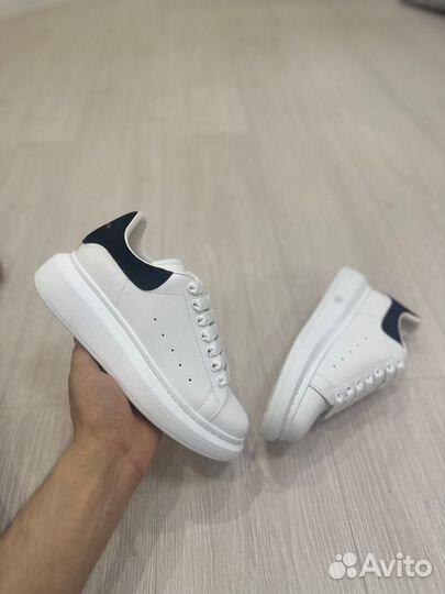 Кроссовки Alexander McQueen White Black (36-45)