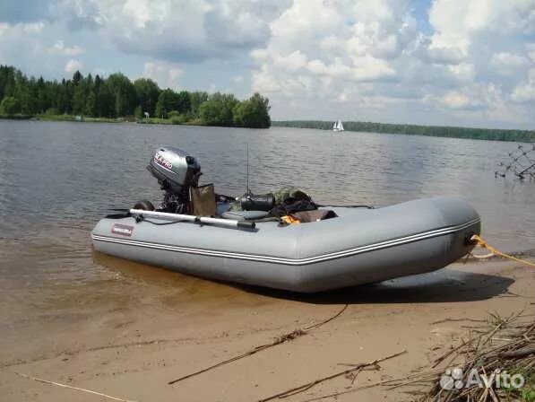 Продам лодку с мотором