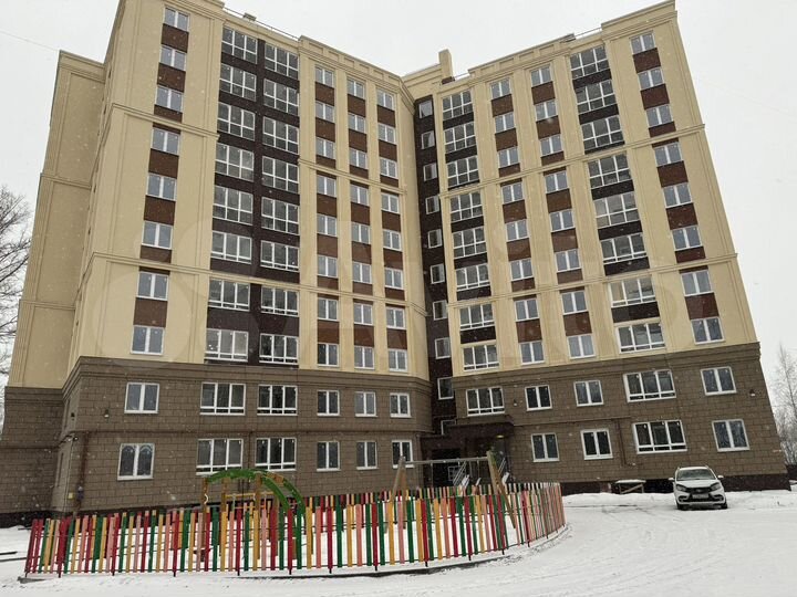 2-к. квартира, 53 м², 2/10 эт.