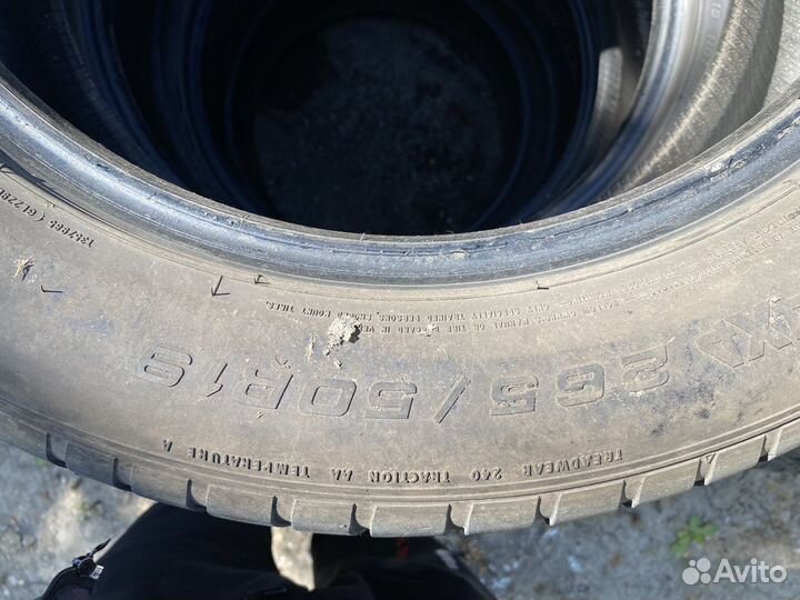 Pirelli P Zero Noise cancelling system 275/40 R20 и 275/40 R20 Y