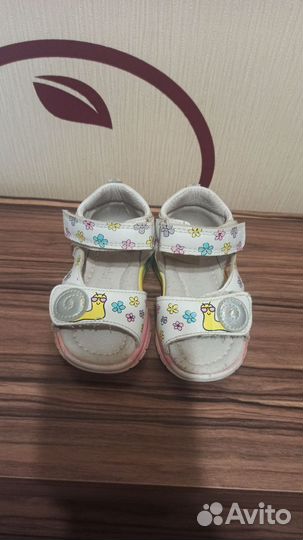 Сандалии для девочки 20