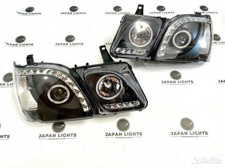 Фары линзовые с анг. глазками черный передние