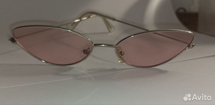 Солнцезащитные очки