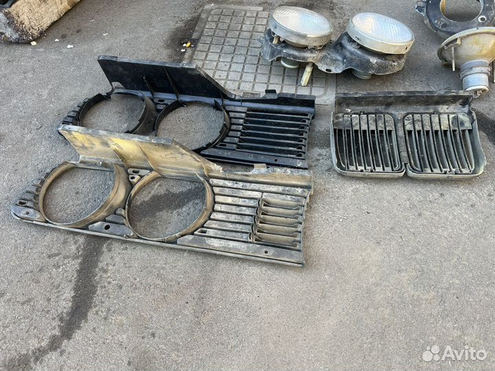 Левая фара bmw e30