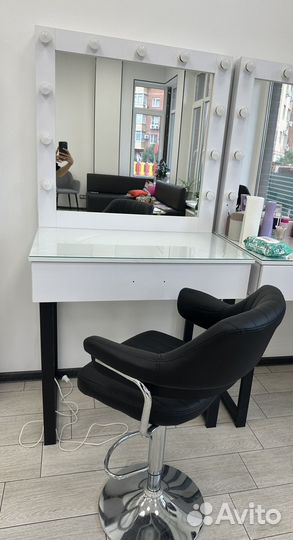 Рабочее место для бровиста/визажиста