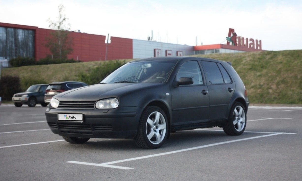 Volkswagen Golf: фото владельца