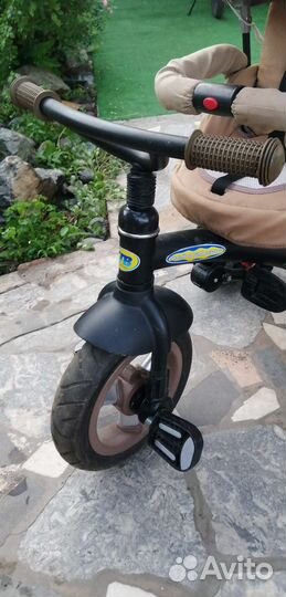 Детский трехколесный велосипед