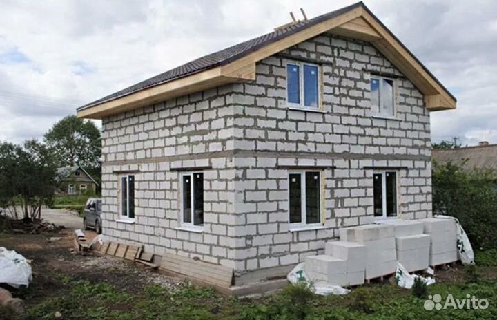 Бригада строителей