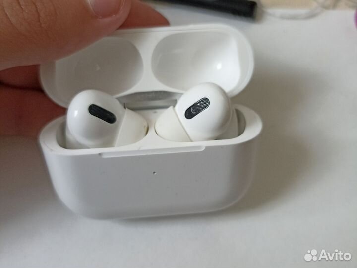 Беспроводные наушники airpods pro