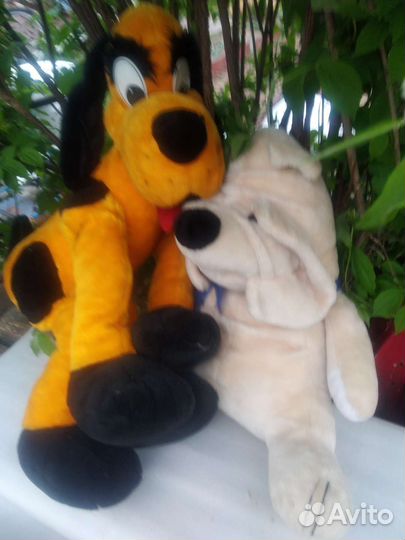 Большие плюшевые медведи