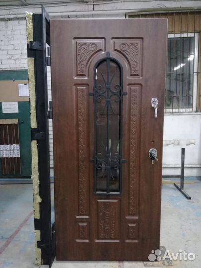 Умная входная дверь SMART