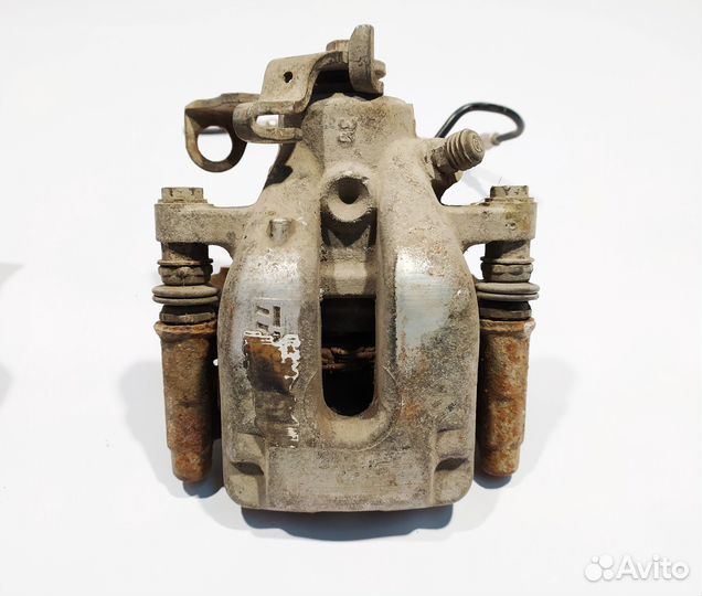 Суппорт задний на Peugeot 308