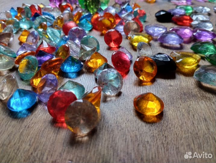 Кристаллы пластиковые пакетом