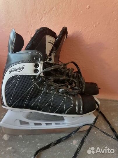 Продам коньки