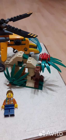 Lego 60158, 60150, 70823