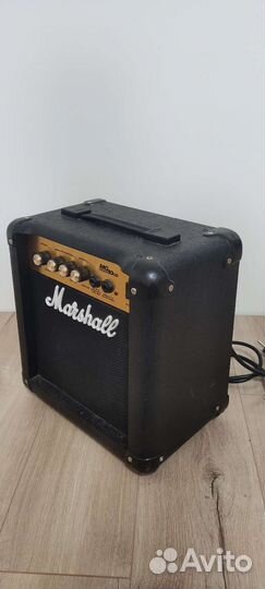 Гитарный комбоусилитель marshall