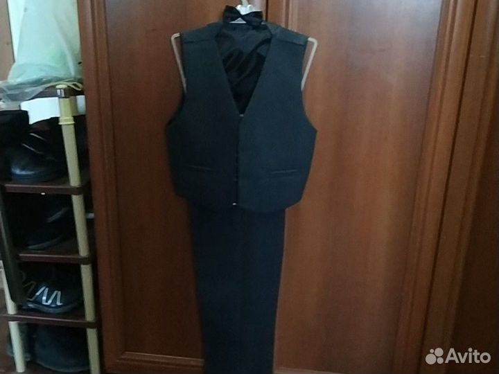 Школьный костюм