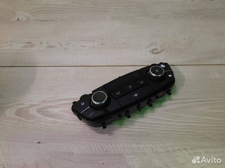 Блок управления климат контроля Opel insignia