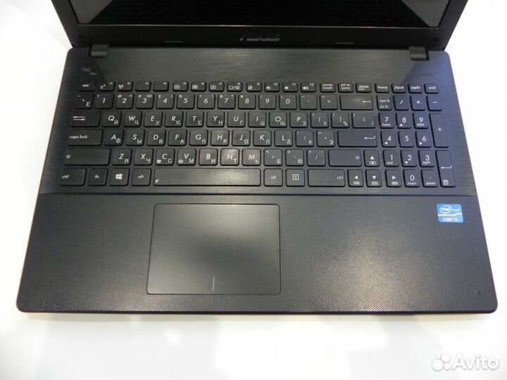 Ноутбук Asus Core i3, 4Gb, SSD 240Gb