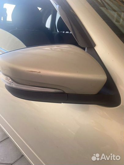 Правое зеркало Kalina