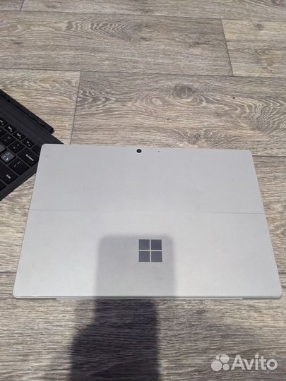 Microsoft surface pro 7