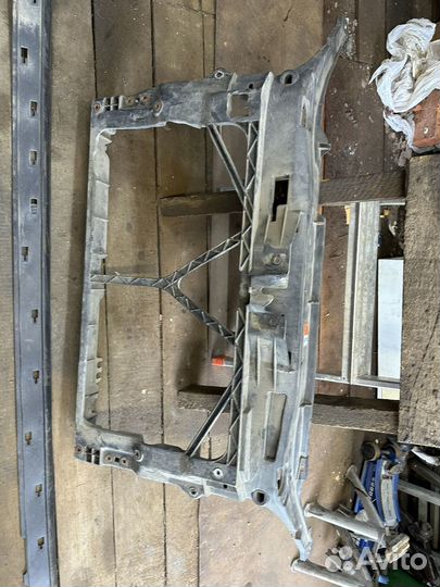 Передняя панель (телевизор) мазда 3 bk 2006