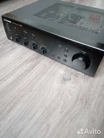Усилитель Pioneer A-402R
