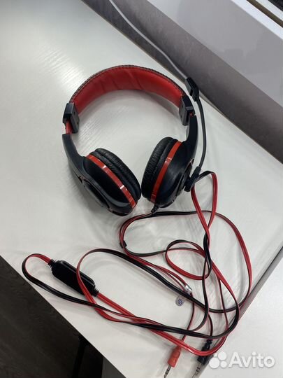 Наушники Oklick HS-L200 черно-красные