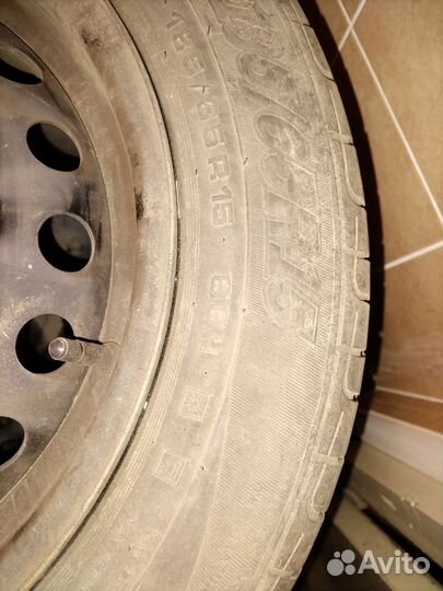 Автомобильные шины 185/65 R15 на дисках KIA Rio