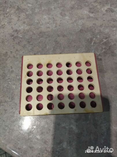 Настольная игра 1980 х. Фишки в ряд