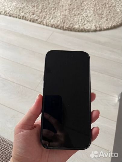 iPhone 15 Pro, 128 ГБ