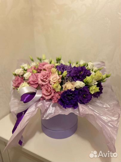 Коробочка с лизиантусом