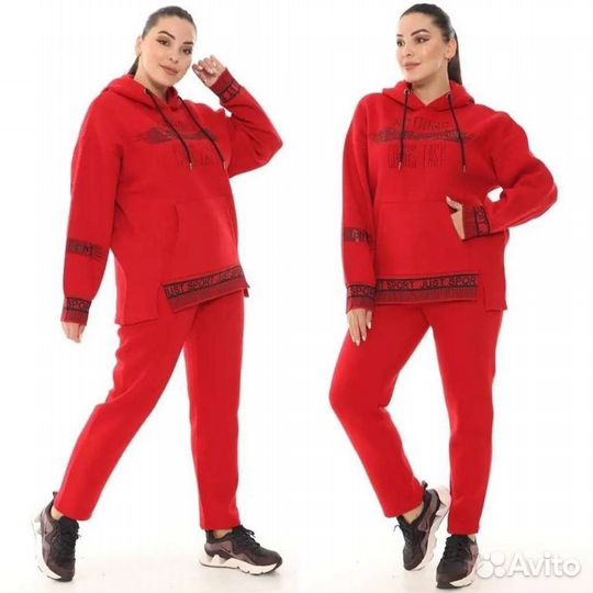 Спортивный костюм женский