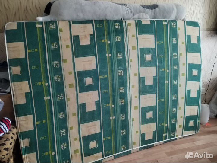 Матрас 140х200 бу