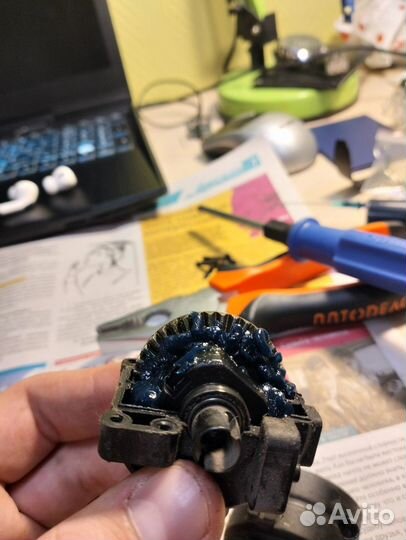 Машина на радиоуправлении 1 10