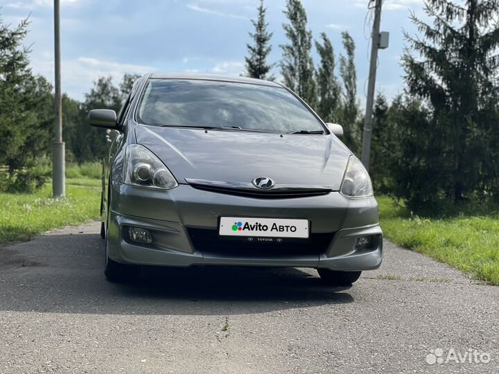 Toyota Wish 1.8 AT, 2007, 214 436 км