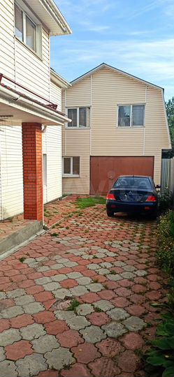 Дом 250 м² на участке 9,8 сот.