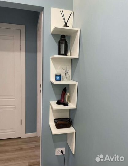 Полка настенная угловая