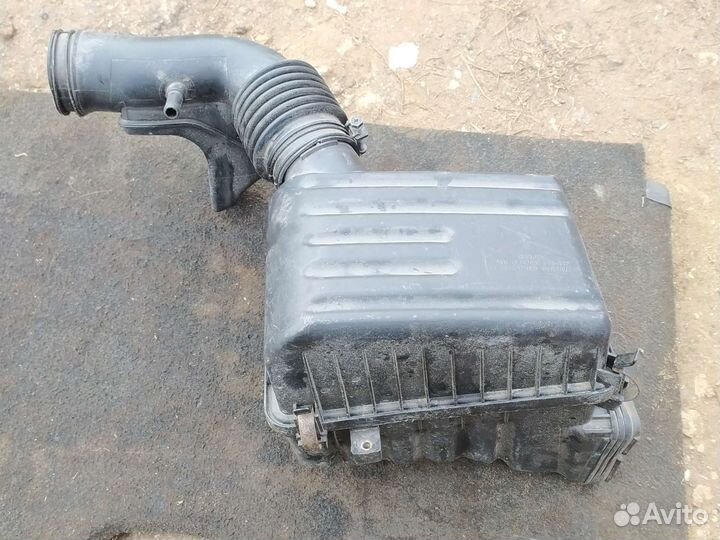 Корпус воздушного фильтра kia cerato 1