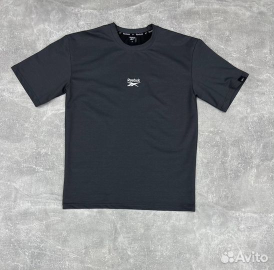 Футболка Reebok серый