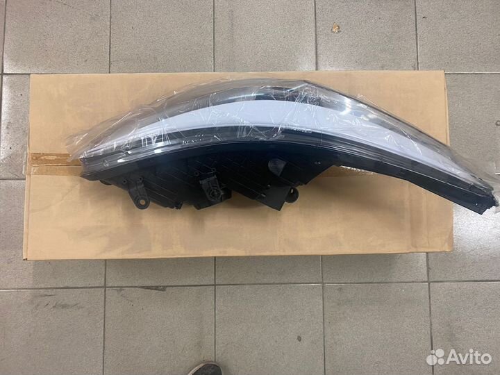 Фара правая Kia Ceed 2 JD 2012-2018