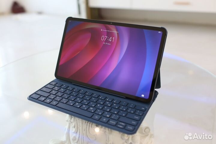 Honor Pad 8 8/128 + клавиатура + часы + наушники +