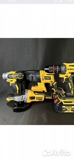 Набор электроинструмента 4 в 1 dewalt