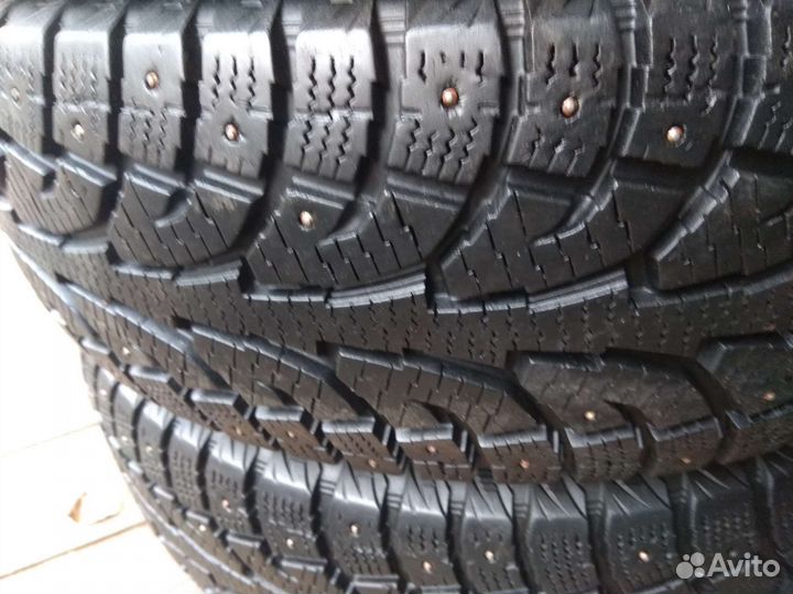 Hankook Winter I'Pike 225/70 R16