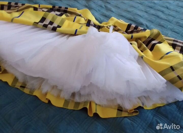 Костюм юбка и кофта для девочки 134-140