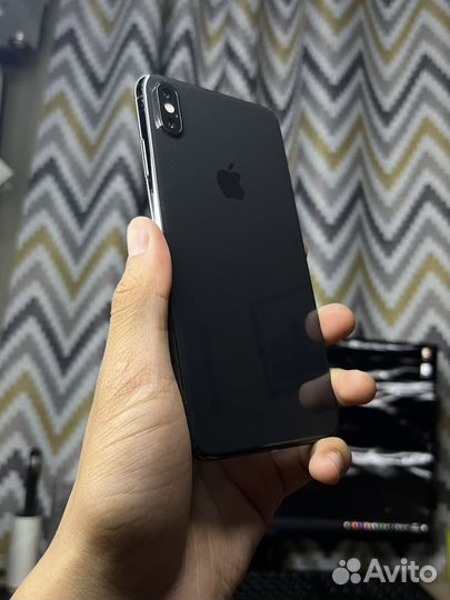 iPhone Xs Max, 64 ГБ