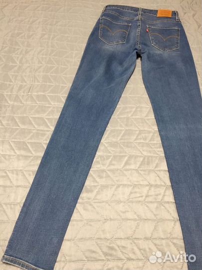 Джинсы levis