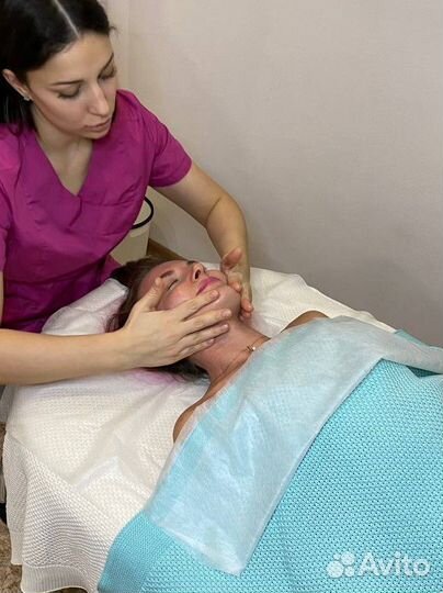 Массаж лица (скульптурный и моделирующий)